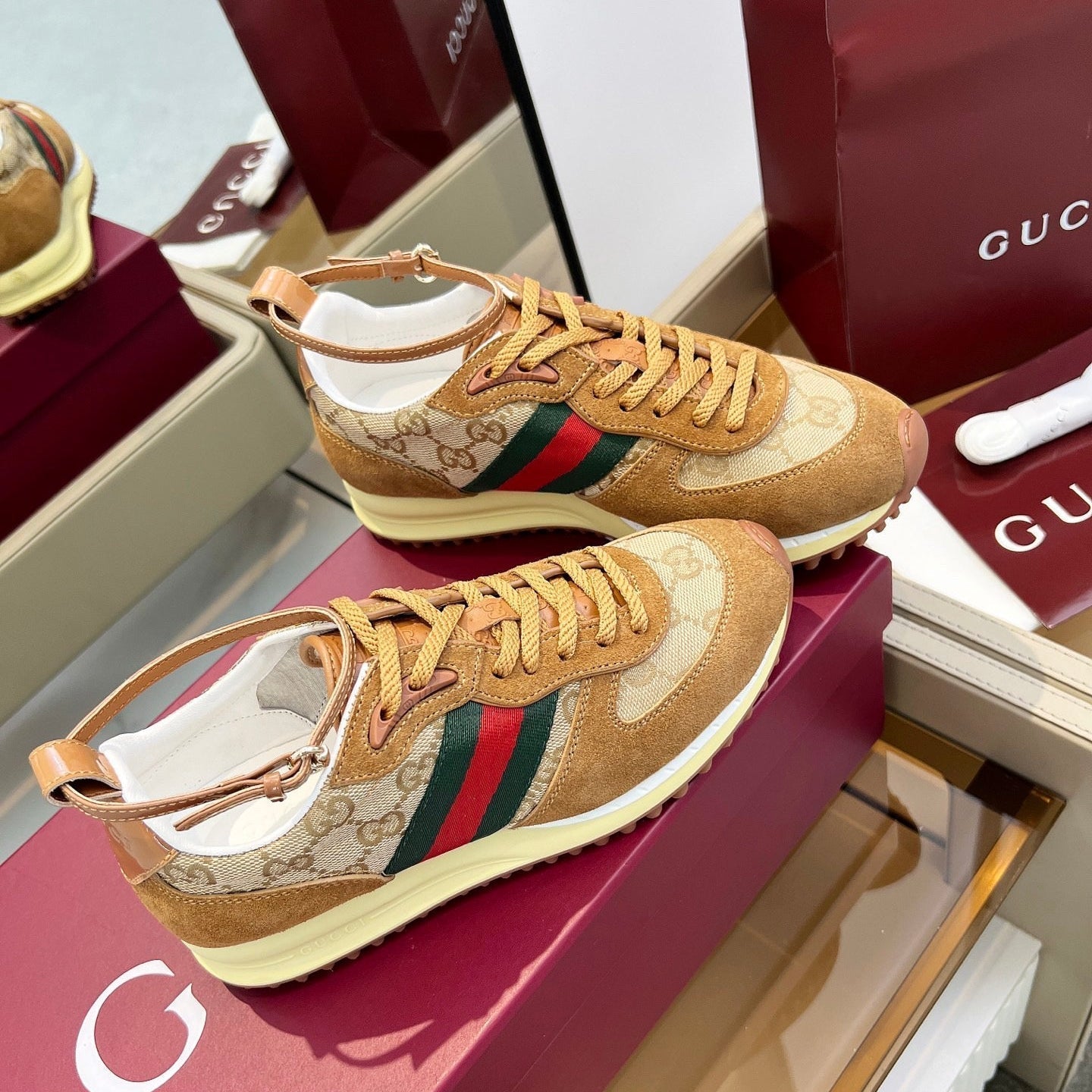GUCCI SNEAKERS IN BROWN AND BEIGE CANVAS MIX SUEDE