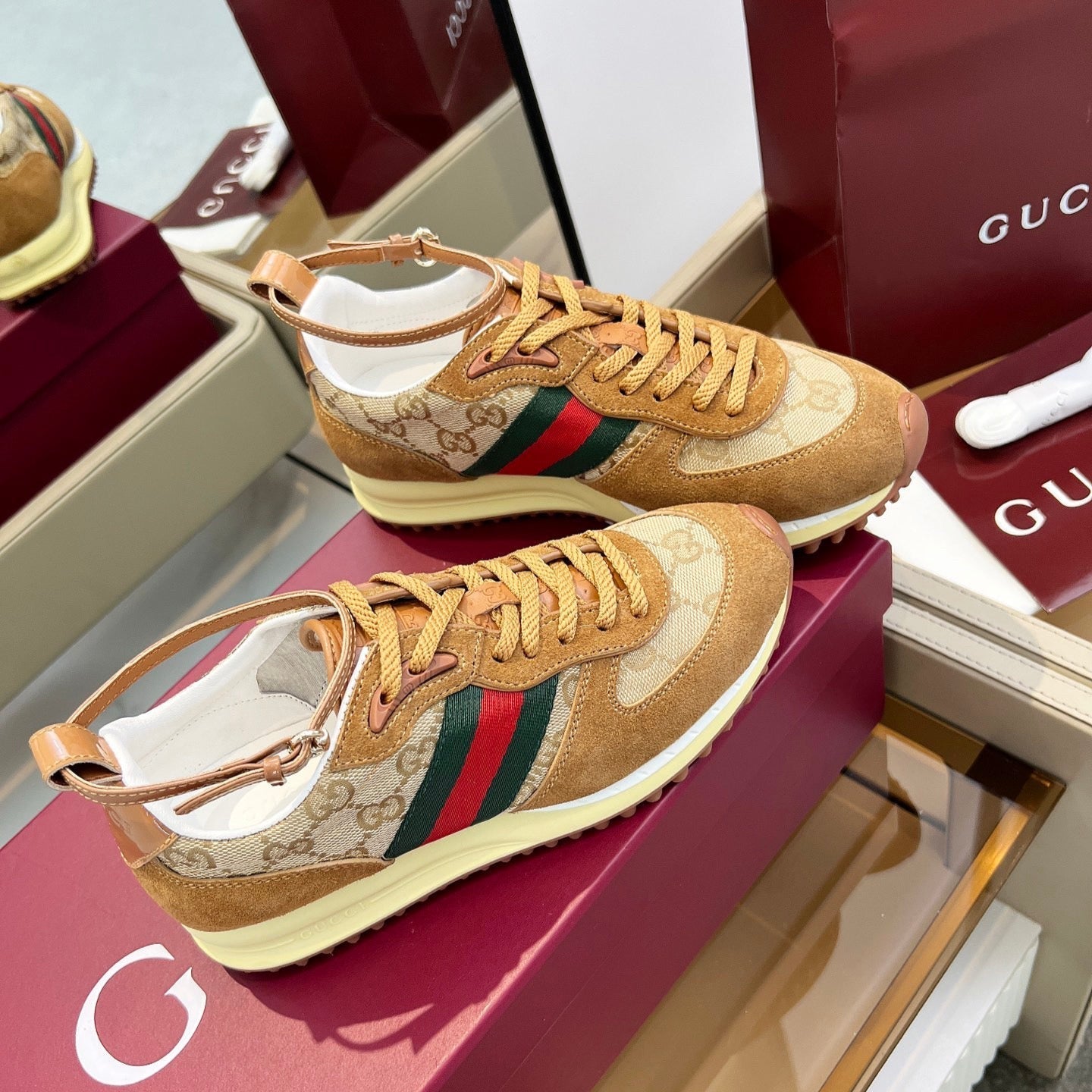 GUCCI SNEAKERS IN BROWN AND BEIGE CANVAS MIX SUEDE
