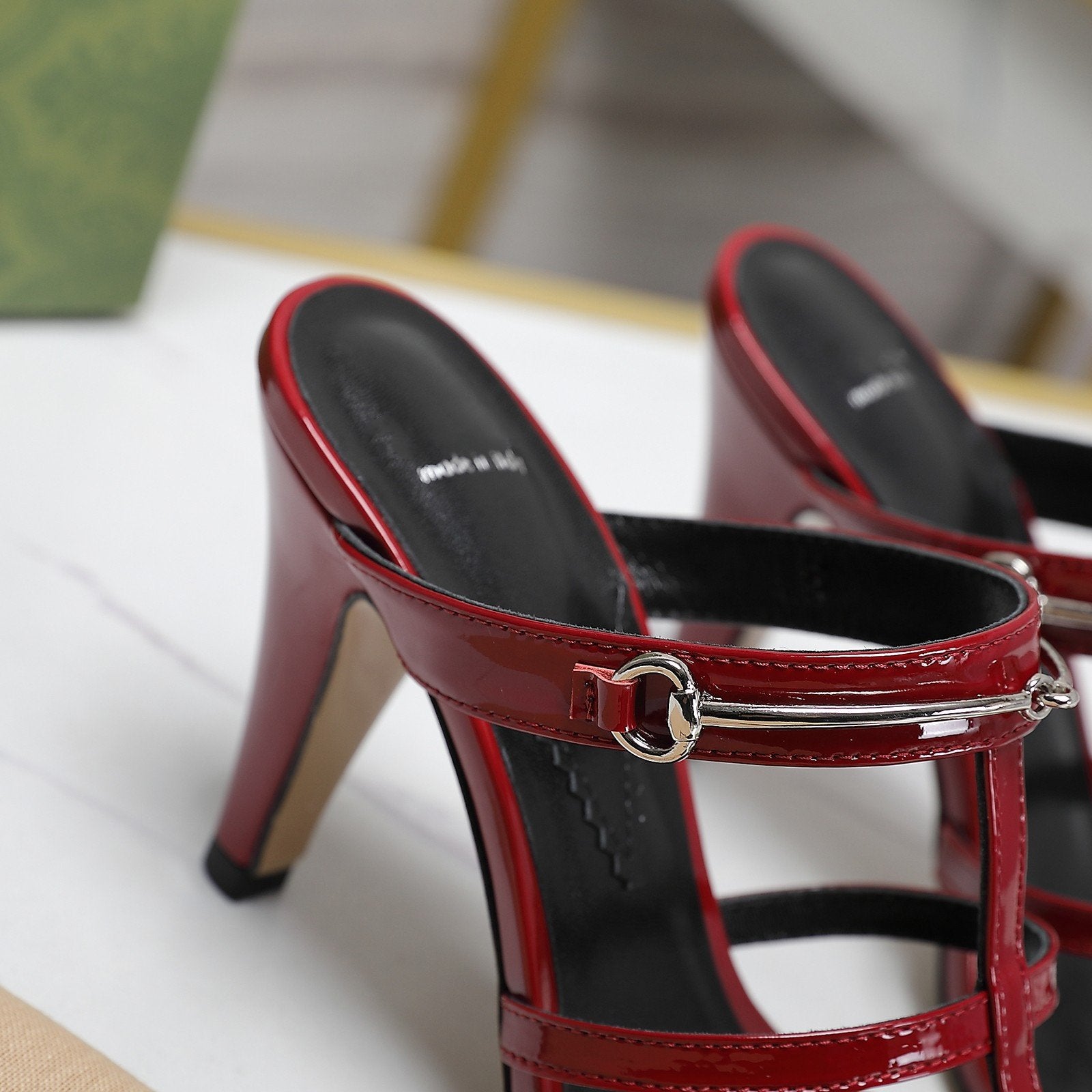 GUCCI SLIM HORSEBIT SLIDE SANDAL RED