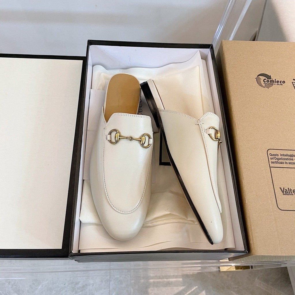 GUCCI SLIPPER MULES WHITE