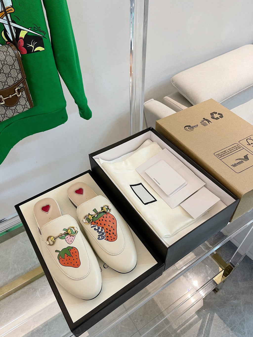 GUCCI SLIPPER PRINCETOWN STRAWBERRY