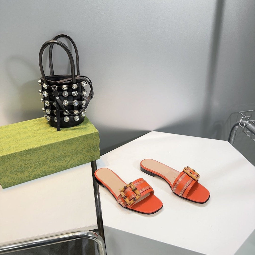 GUCCI BAMBOO BUCKLE FLAT SANDALS ORANGE