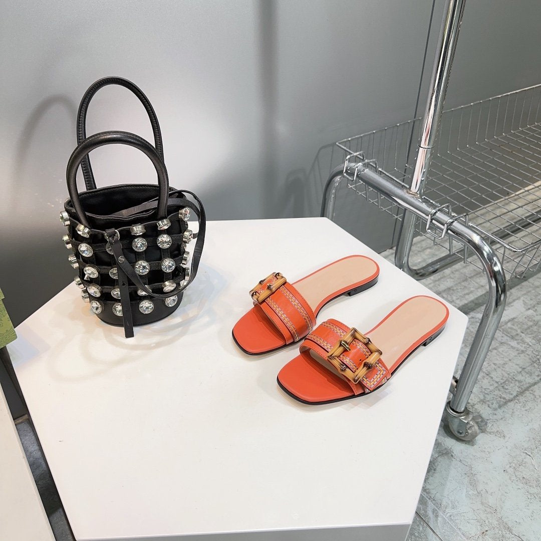 GUCCI BAMBOO BUCKLE FLAT SANDALS ORANGE