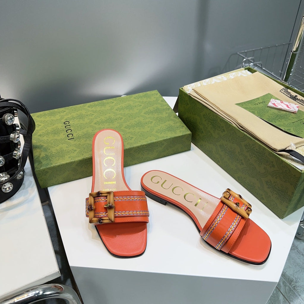 GUCCI BAMBOO BUCKLE FLAT SANDALS ORANGE