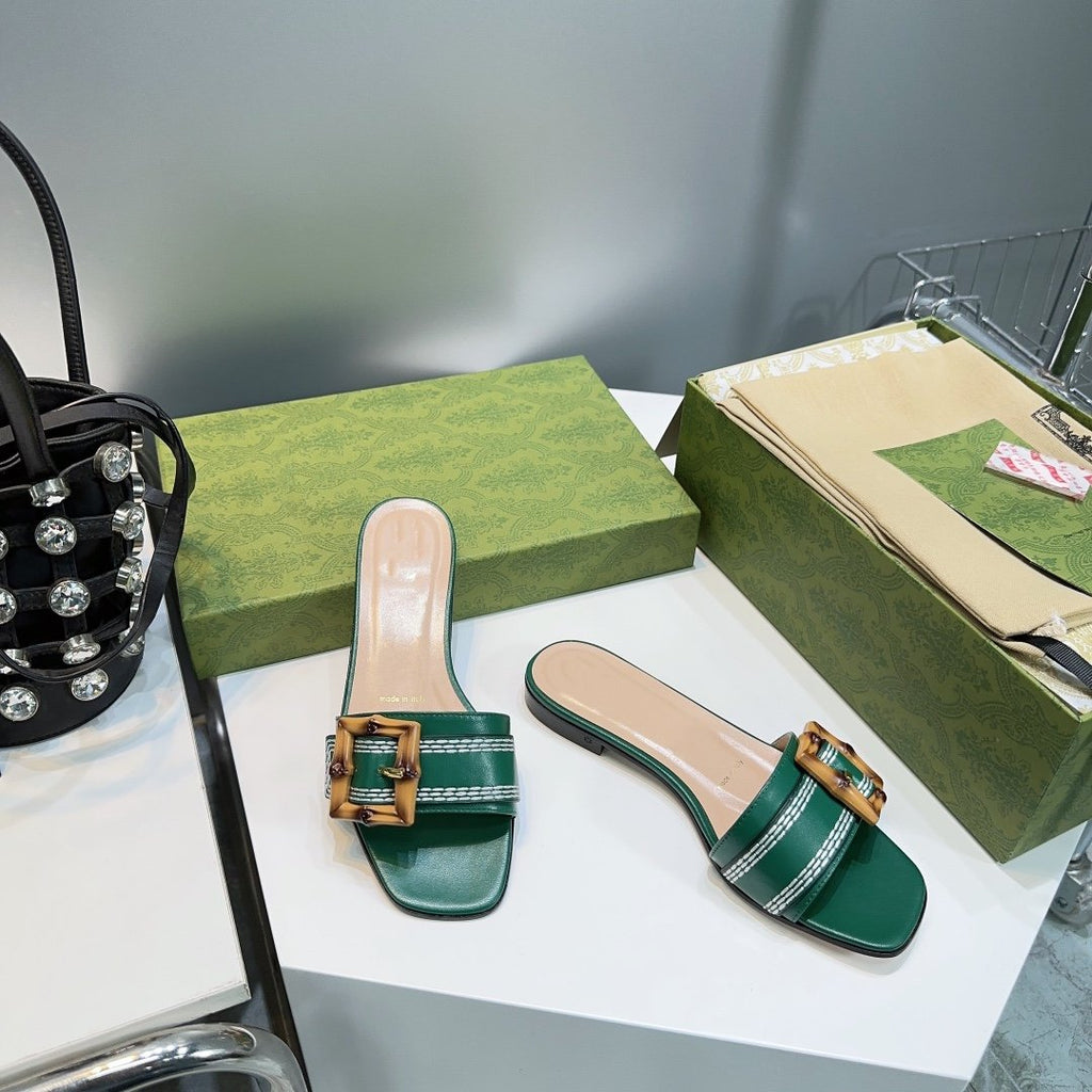 GUCCI BAMBOO BUCKLE FLAT SANDALS GREEN