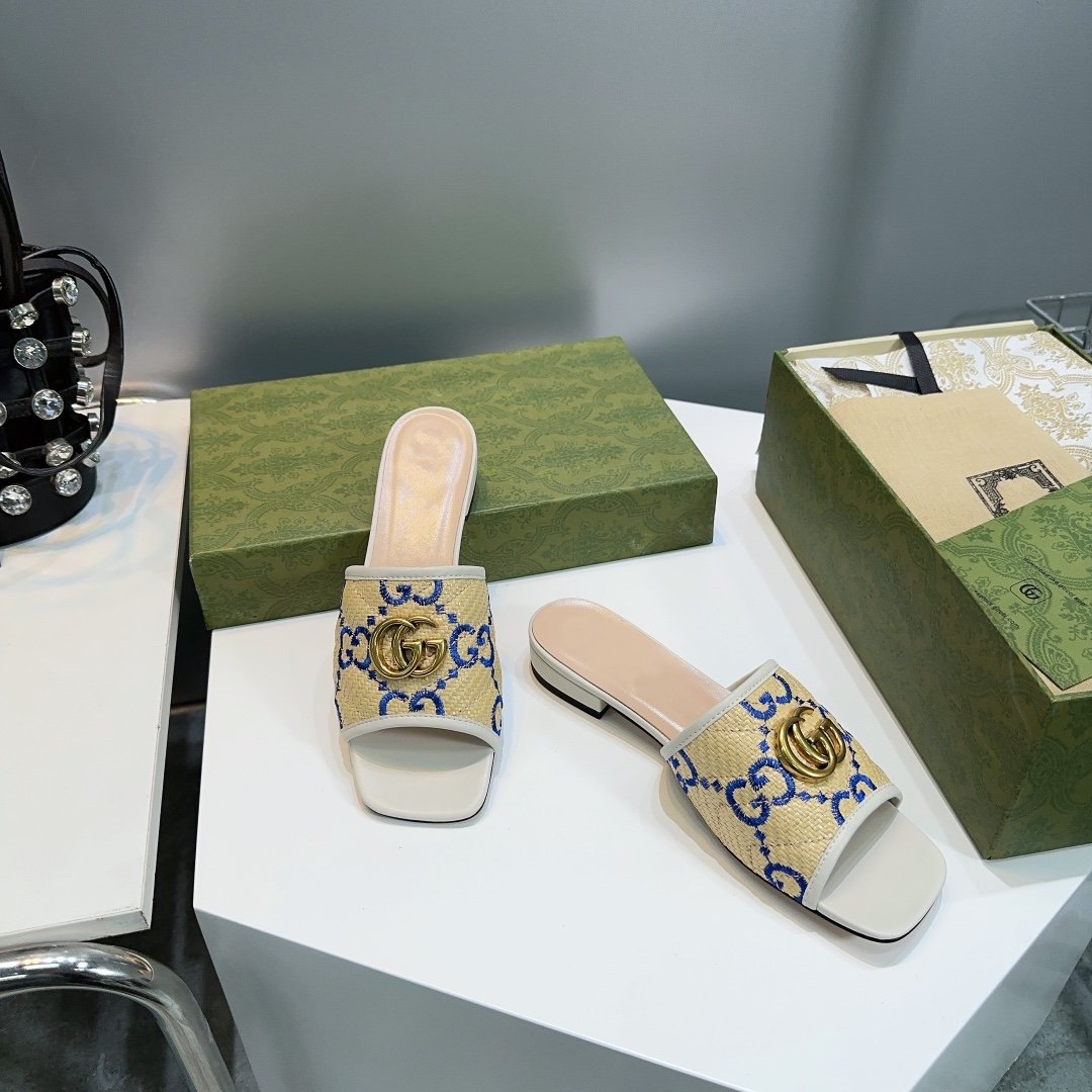 GUCCI MATELASS¨¦ CANVAS SLIDES GREEN LOGO