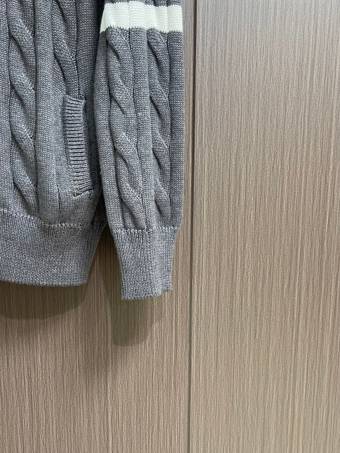 THOM 26S CARDIGAN 821592