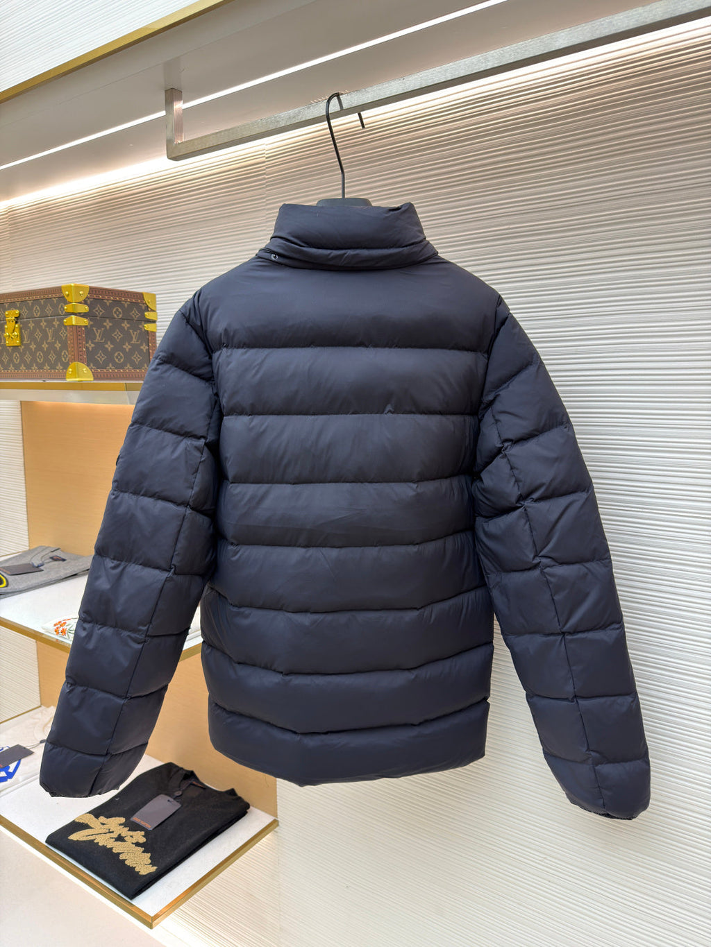 MONCLER 25S DOWN JACKET WITH DETACHABLE HOOD 251