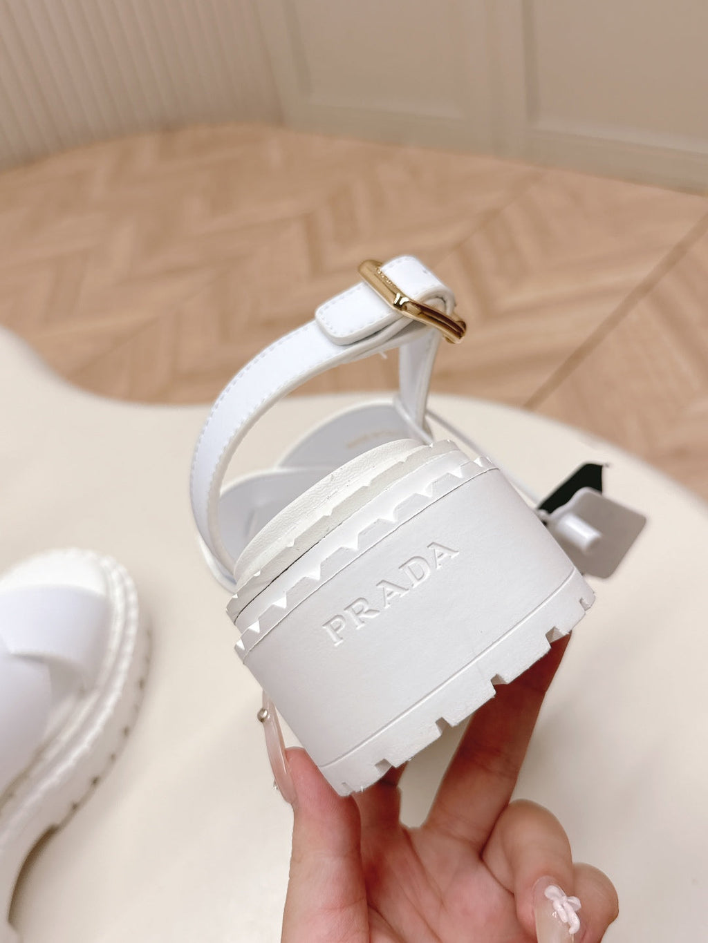 PRADA 25S CRISSCROSS SANLS IN WHITE CALFSKIN