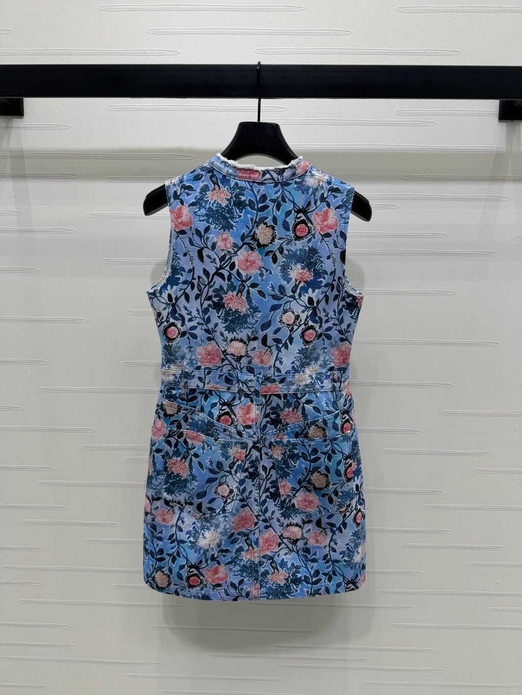 LOUIS VUITTON LV 25S ROUND NECK SLEEVELESS DRESS 264202