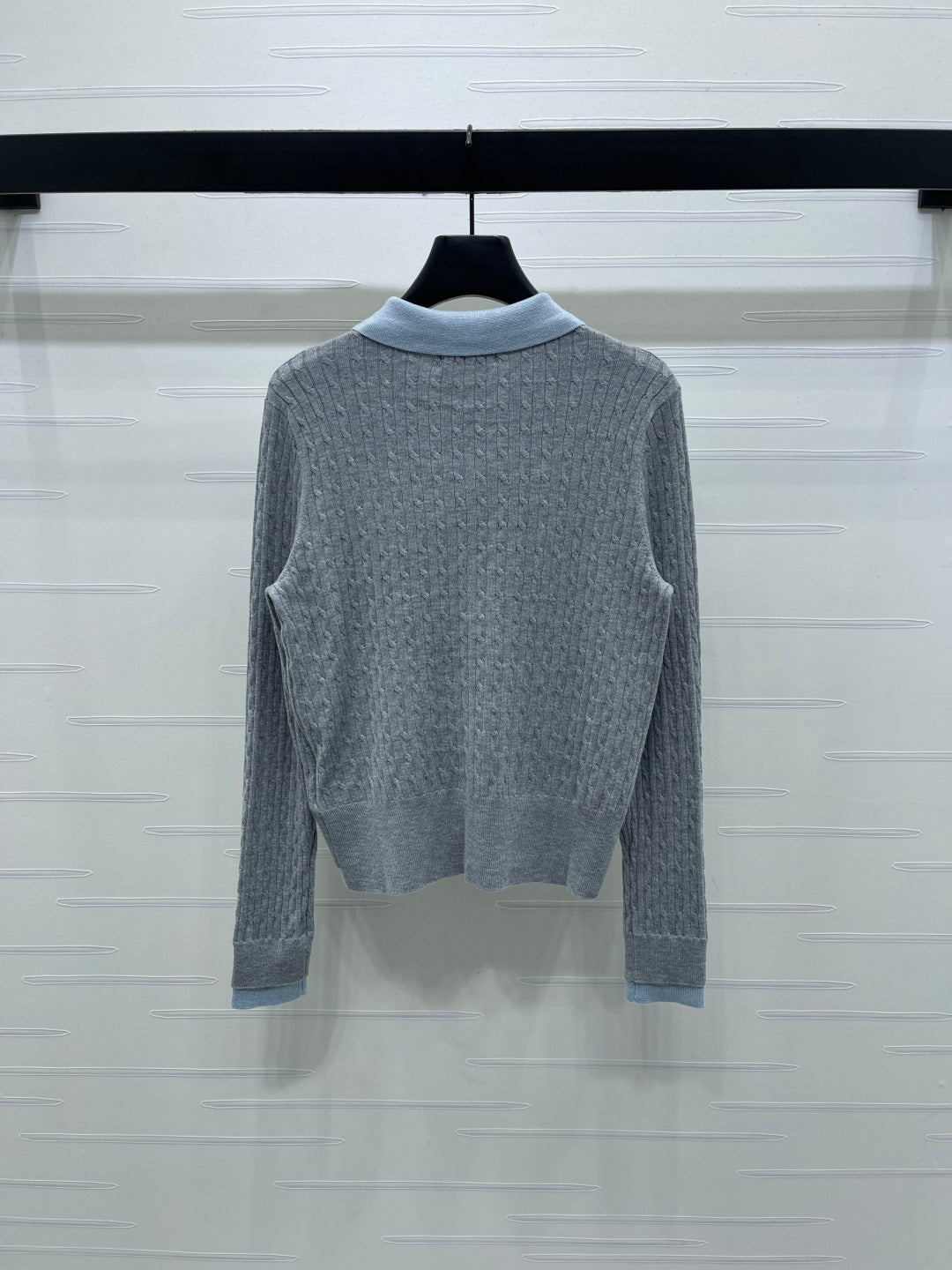 MIUMIU CARDIGAN STYLE 464