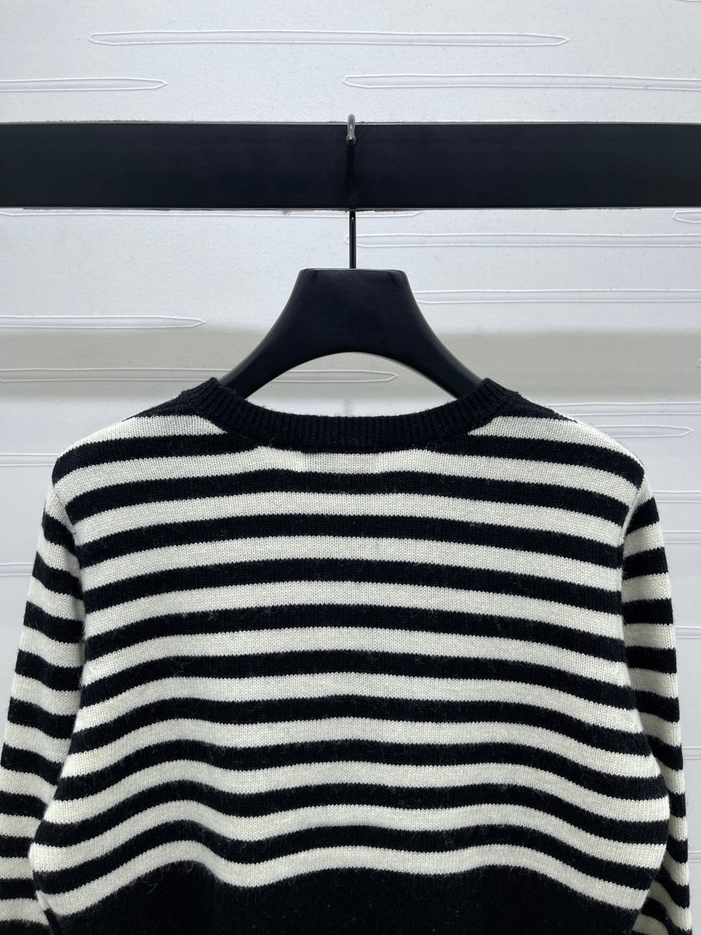 MIUMIU CARDIGAN STYLE 458