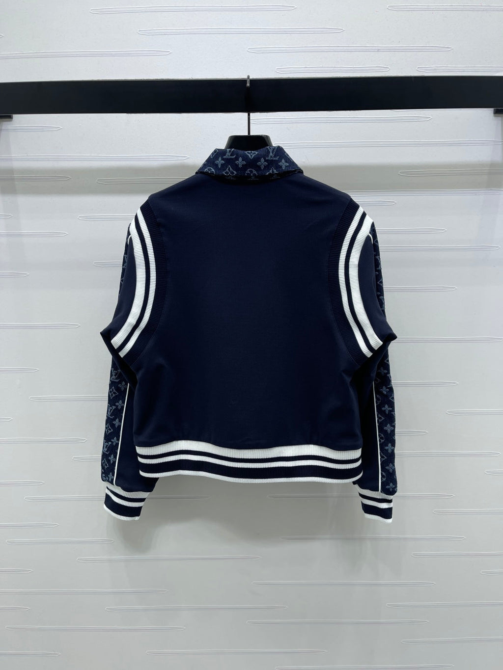 LOUIS VUITTON LV 25S REVERSIBLE BOMBER JACKET 0100