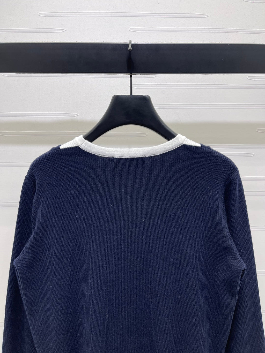 MIUMIU SWEATER STYLE 605