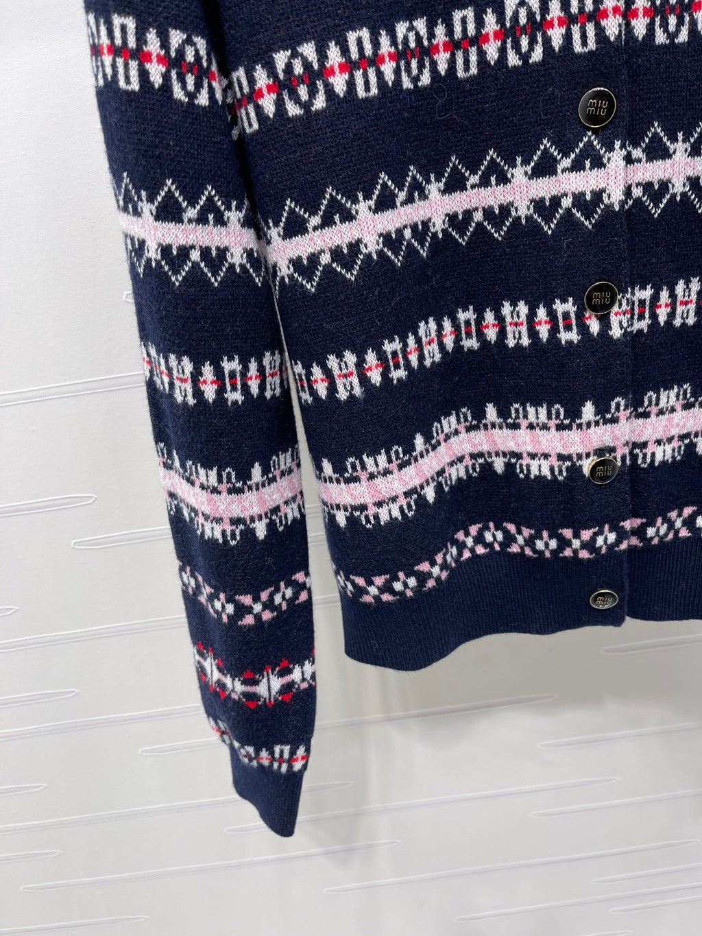 MIUMIU CARDIGAN STYLE 533