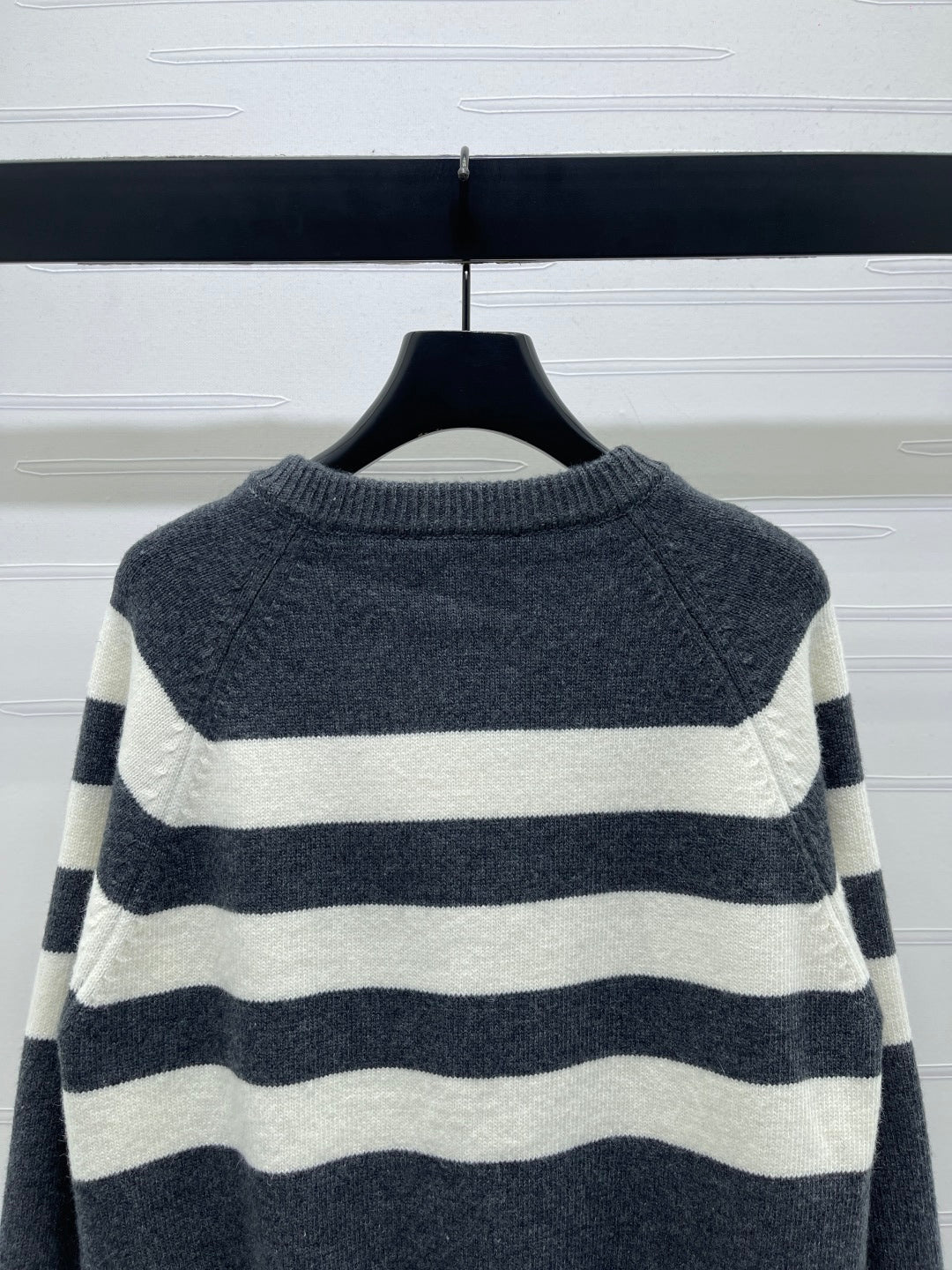 MIUMIU CARDIGAN STYLE 538