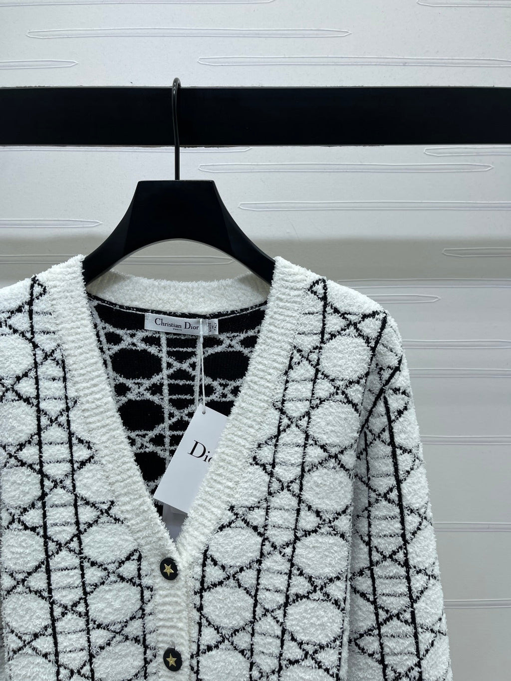 DIOR 25S V-NECK CARDIGAN 827