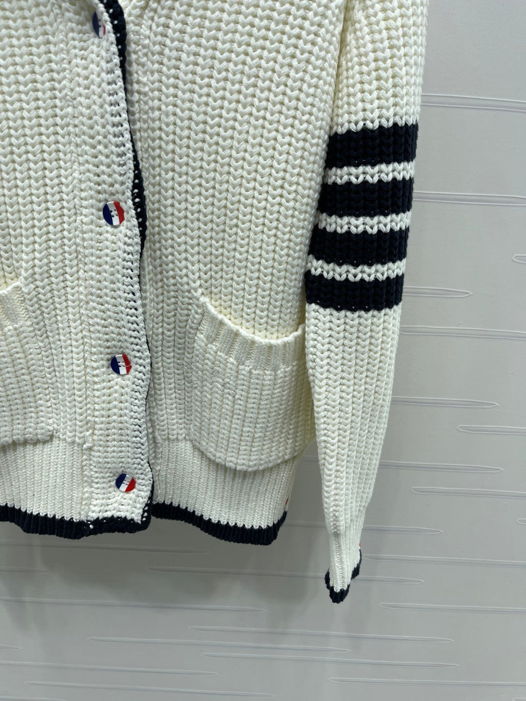 THOM 26S CARDIGAN STYLE 70