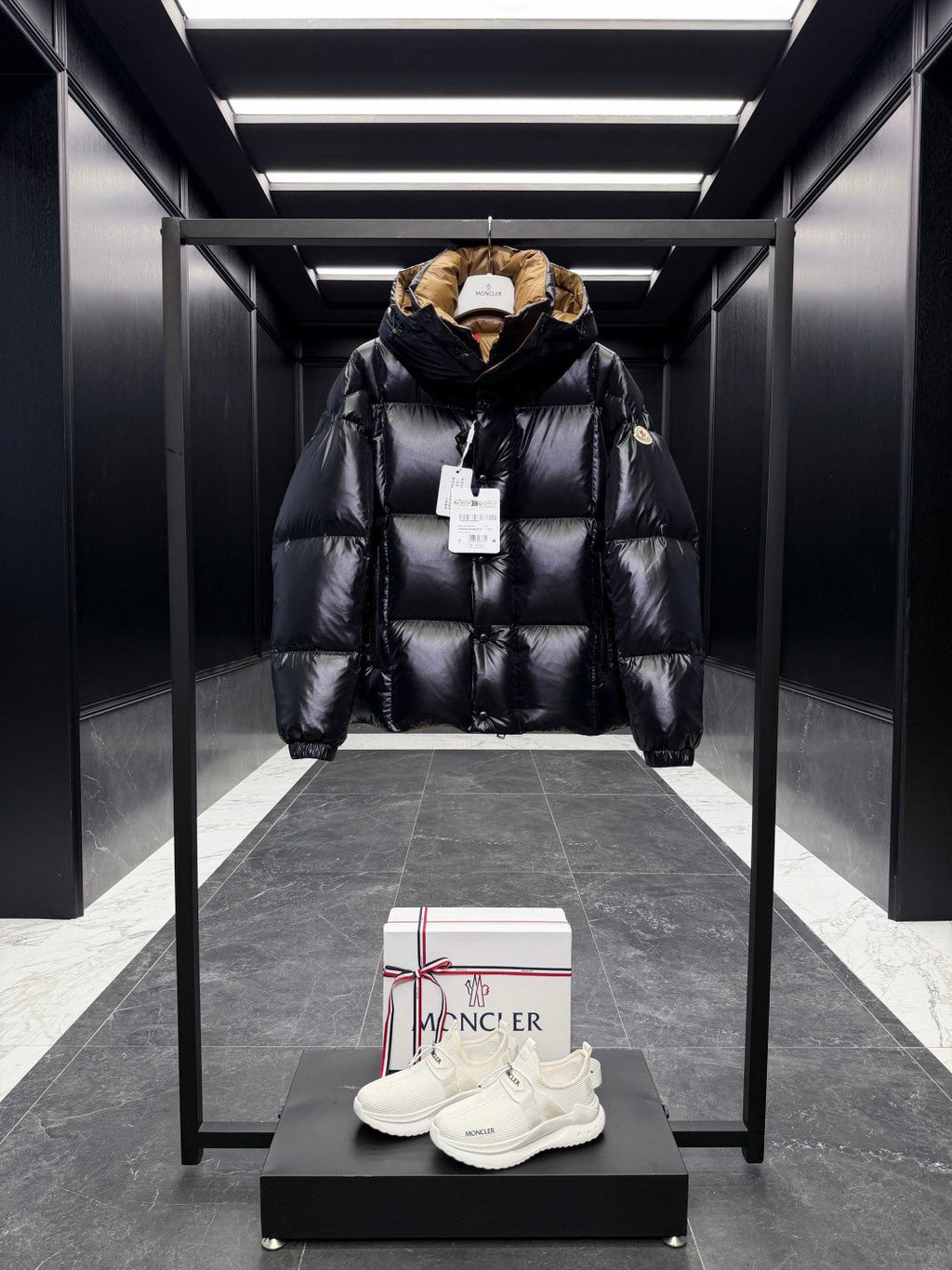 MONCLER 25S PREMIUM DOWN JACKET 245