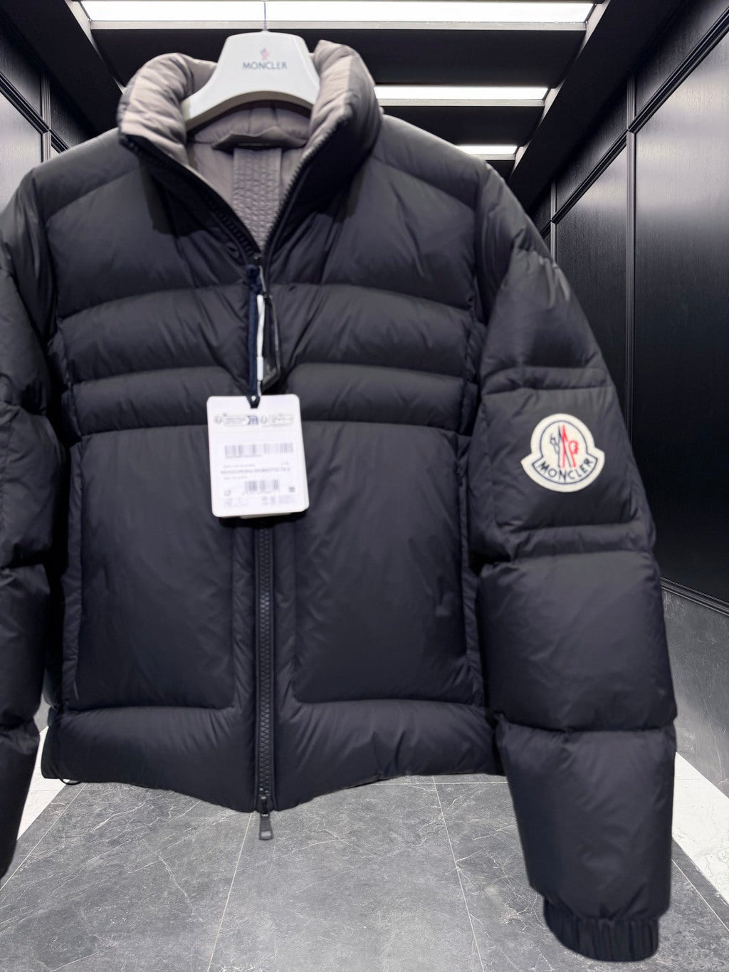 MONCLER 25S LUXURY DOWN JACKET 284