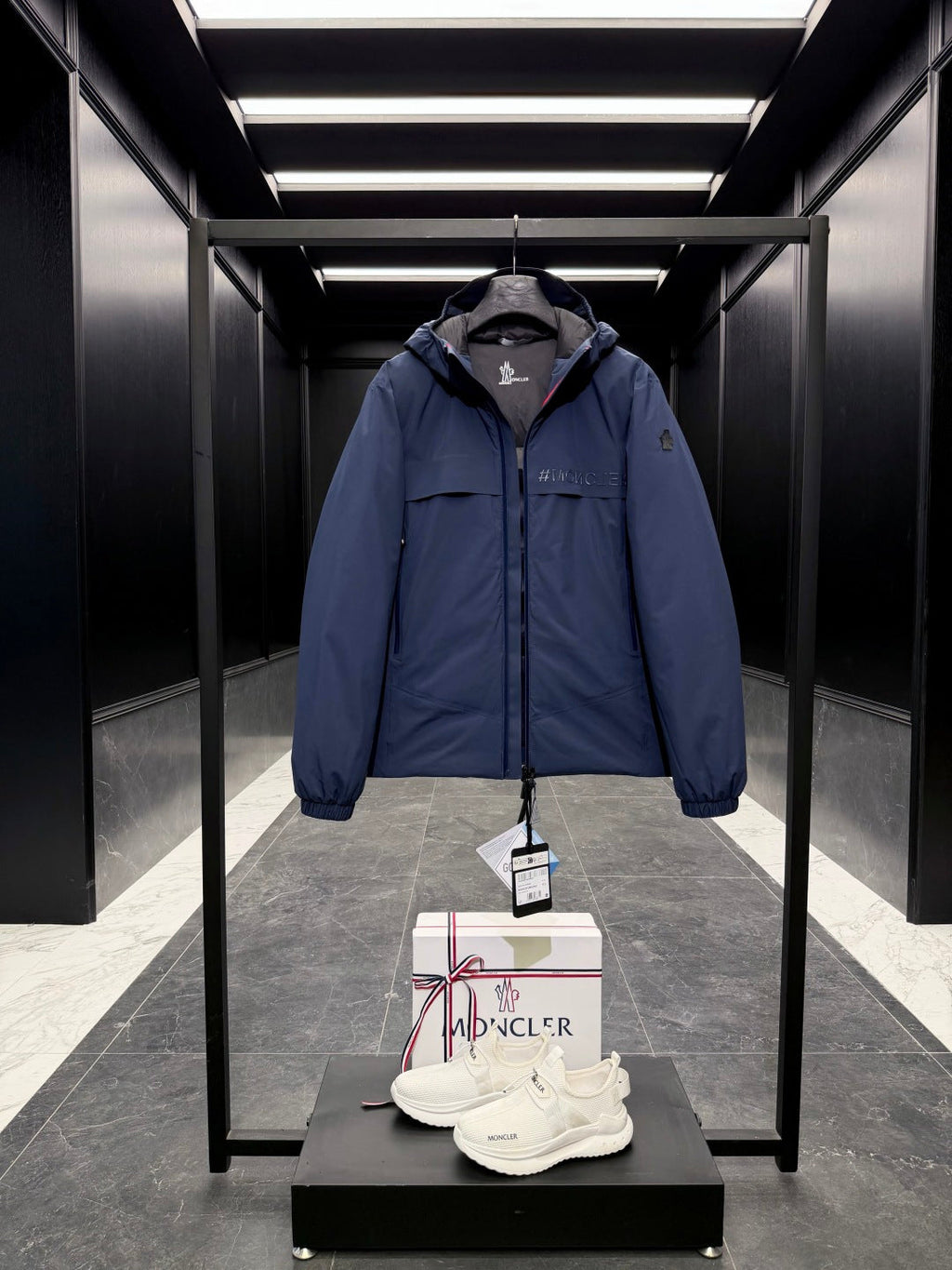 MONCLER 25S HOODED SKI JACKET 384