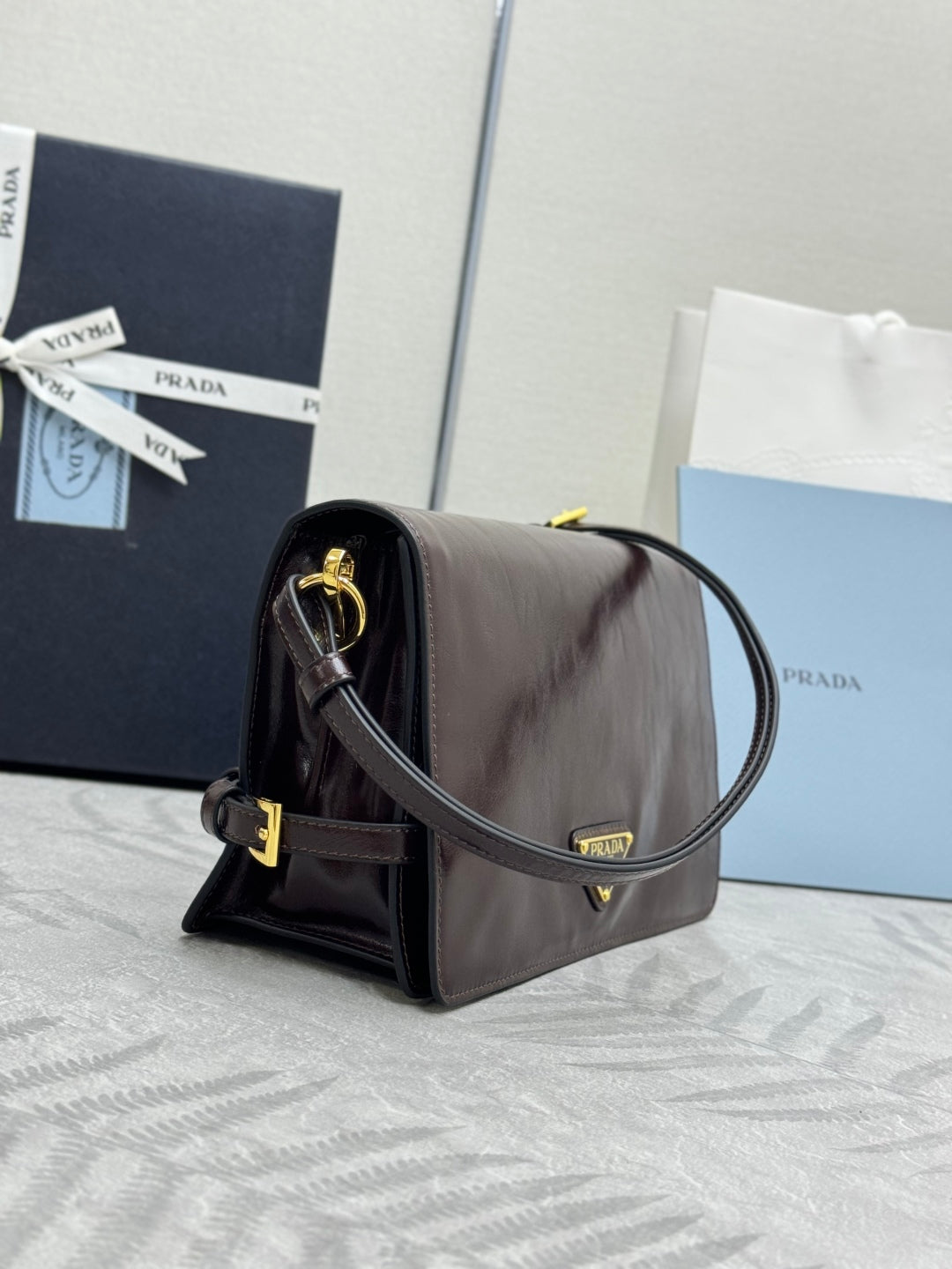 PRADA 25S SHOULDER BAG 23 IN RK BROWN CALFSKIN GOLD HARDWRE