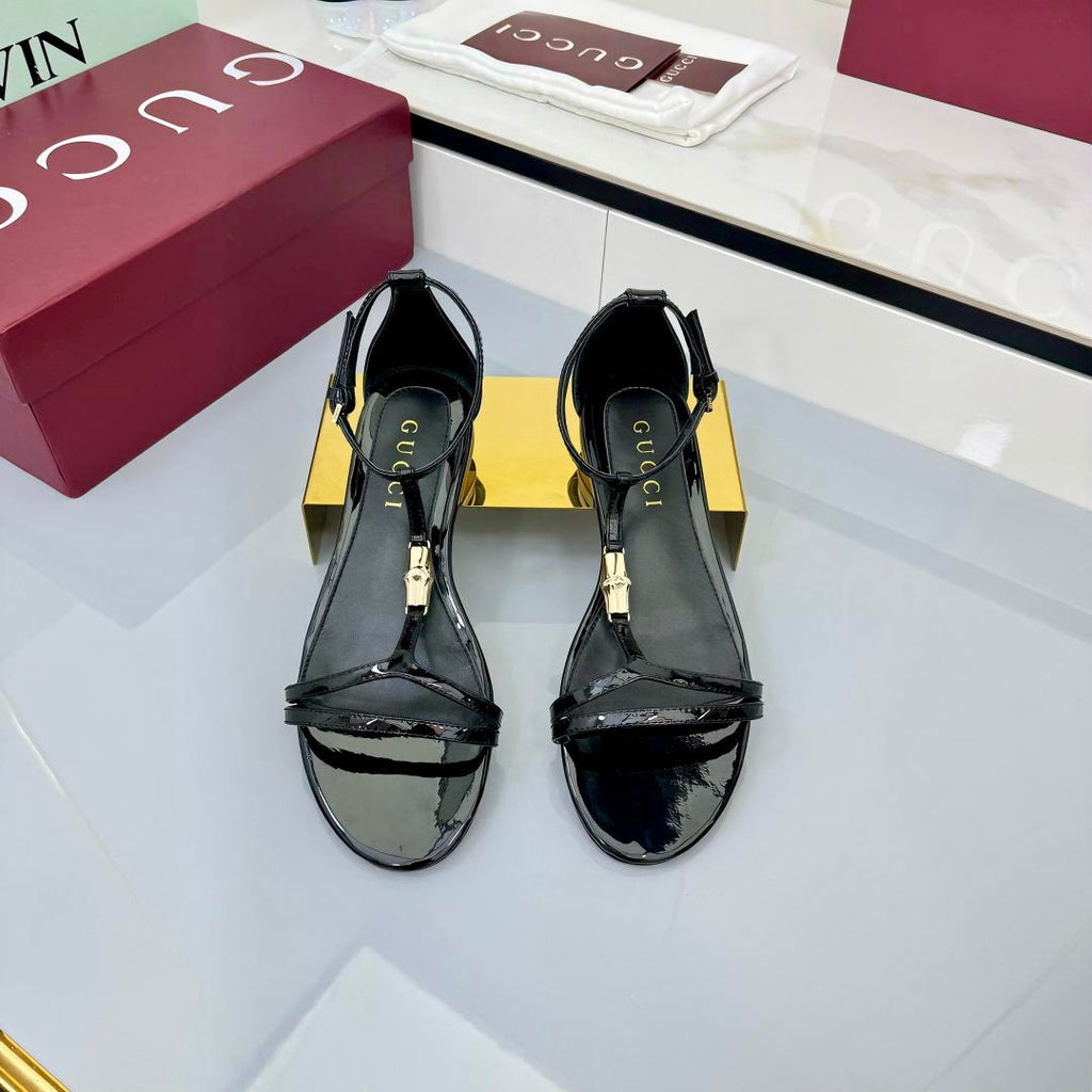 GUCCI THONG SANDALS 25S IN BLACK LAMBSKIN WITH GOLD HARDWARE