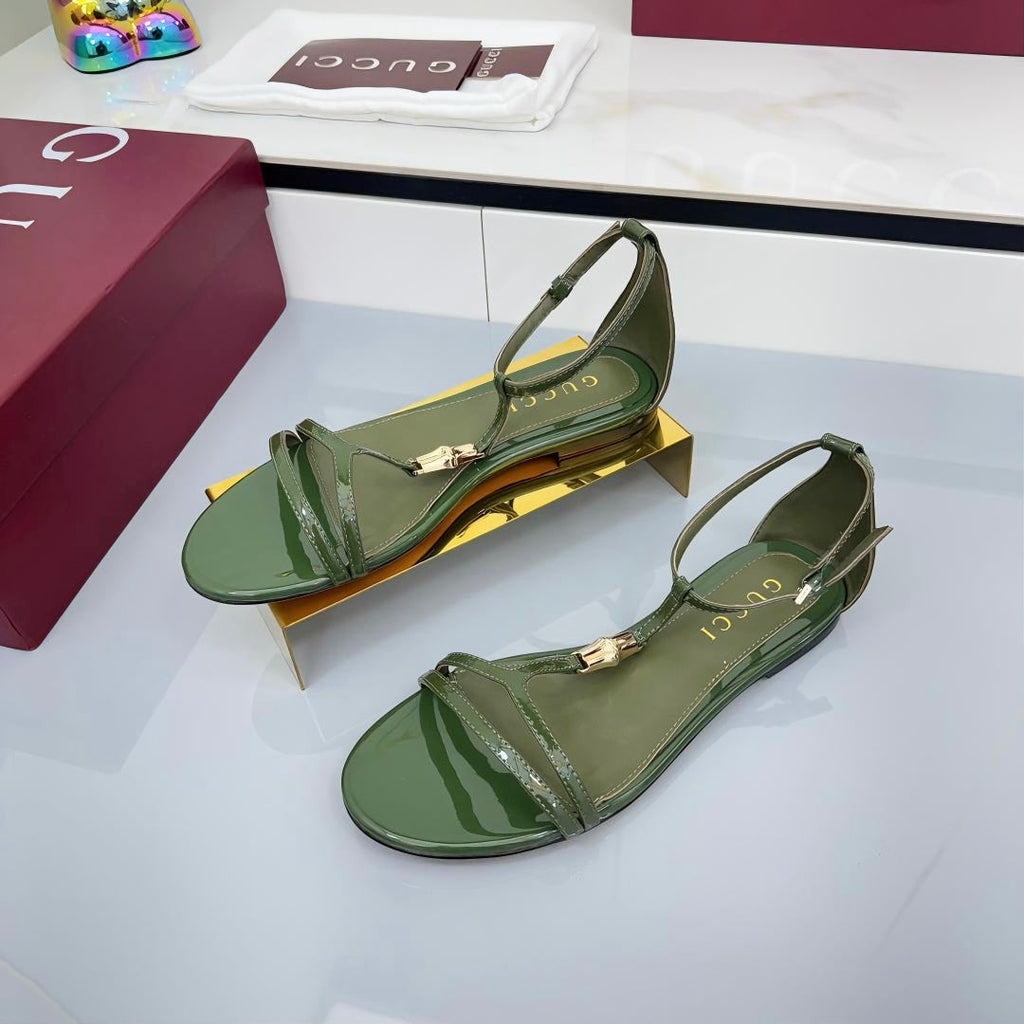GUCCI THONG SANDALS 25S IN DARK GREEN LAMBSKIN WITH GOLD HARDWARE