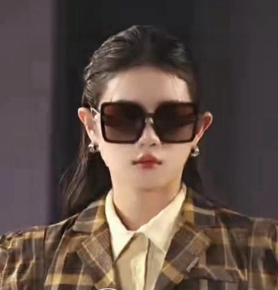DIOR MONTAIGNE SQUARE SUNGLASS D1292 IN LIGHT BROWN ACETATE