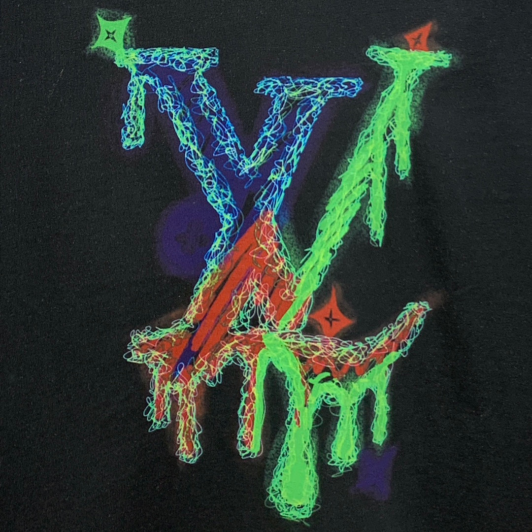 LOUIS VUITTON LV T-SHIRT STYLIZED LOGO IN BLACK COTTON 238875