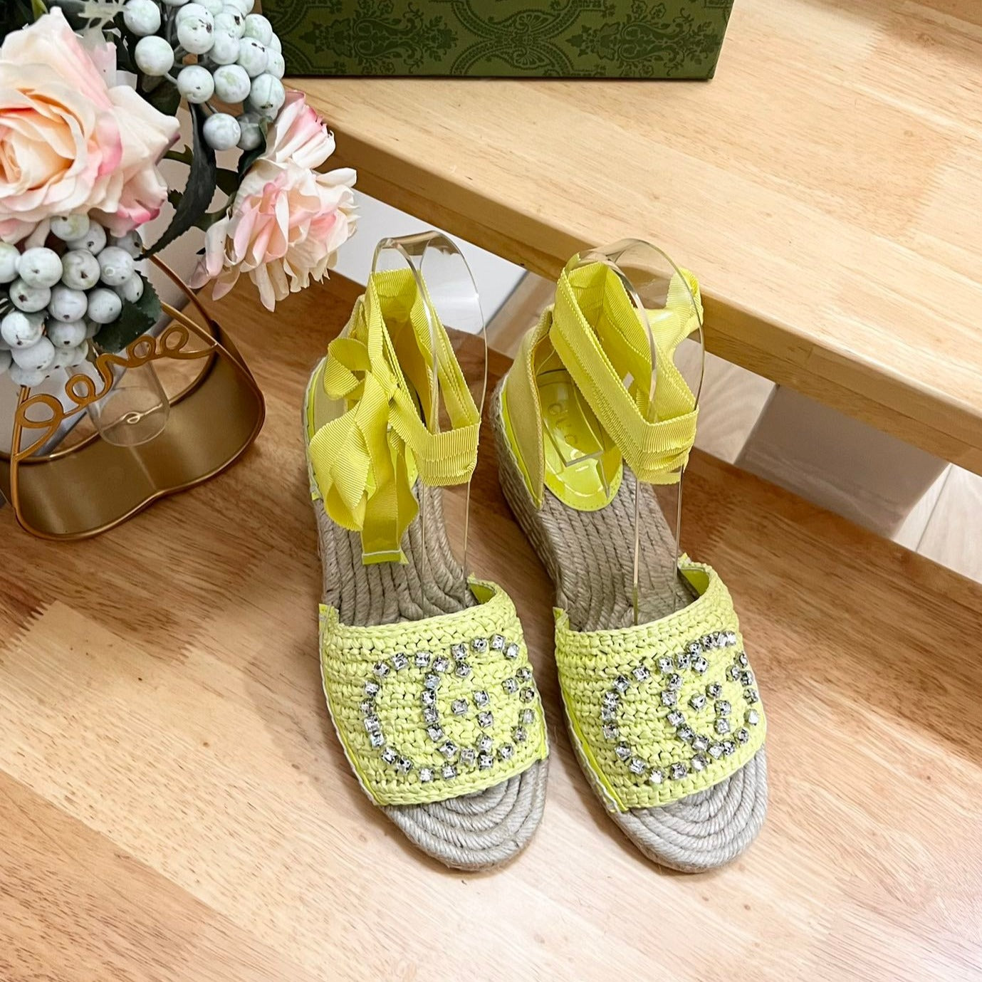 GUCCI Women Flat Shoes Yellow