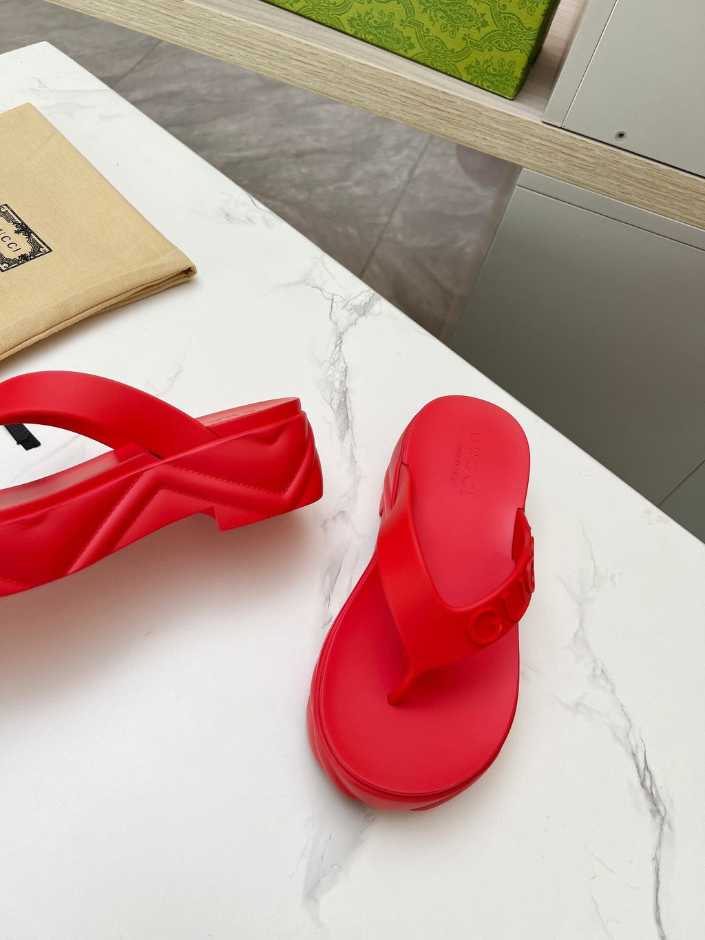 GUCCI THONG PLATFORM IN RUBY RED IMPORTED TPU