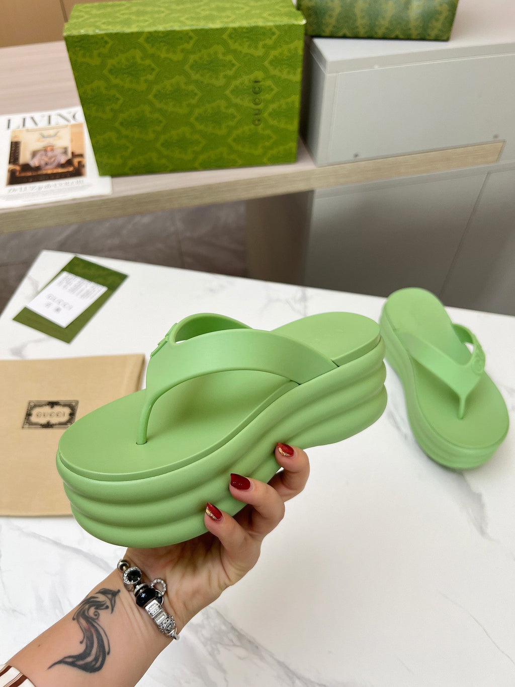 GUCCI THONG PLATFORM 5 CM IN PISCHIATO GREEN IMPORTED TPU