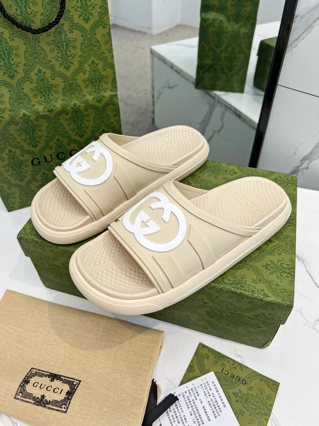 GUCCI PLATFORM SLIPPERS IN SAND BROWN IMPORTED TPU