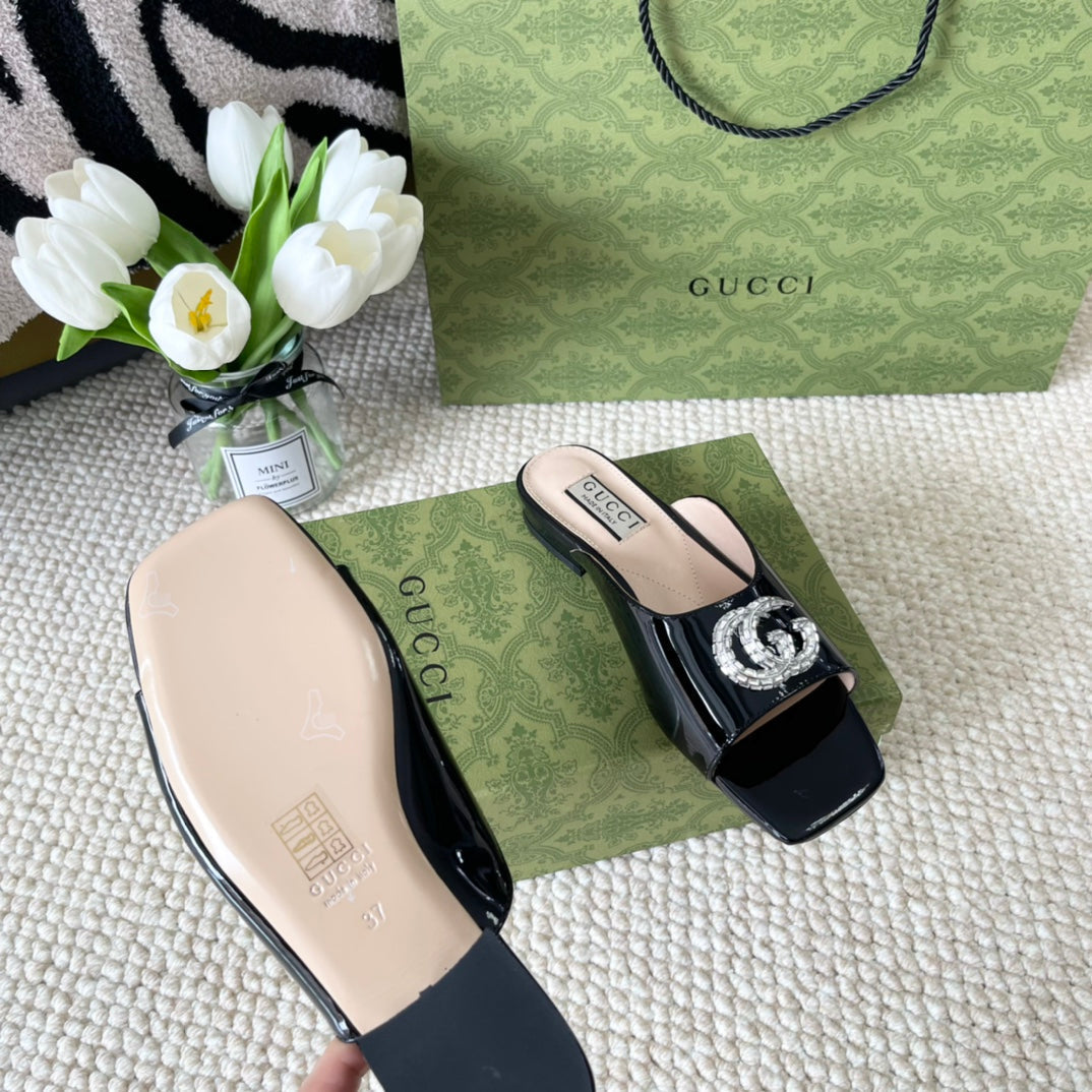 GUCCI CRYSTAL SLIDES SANDAL BLACK AND CREAM CALFSKIN