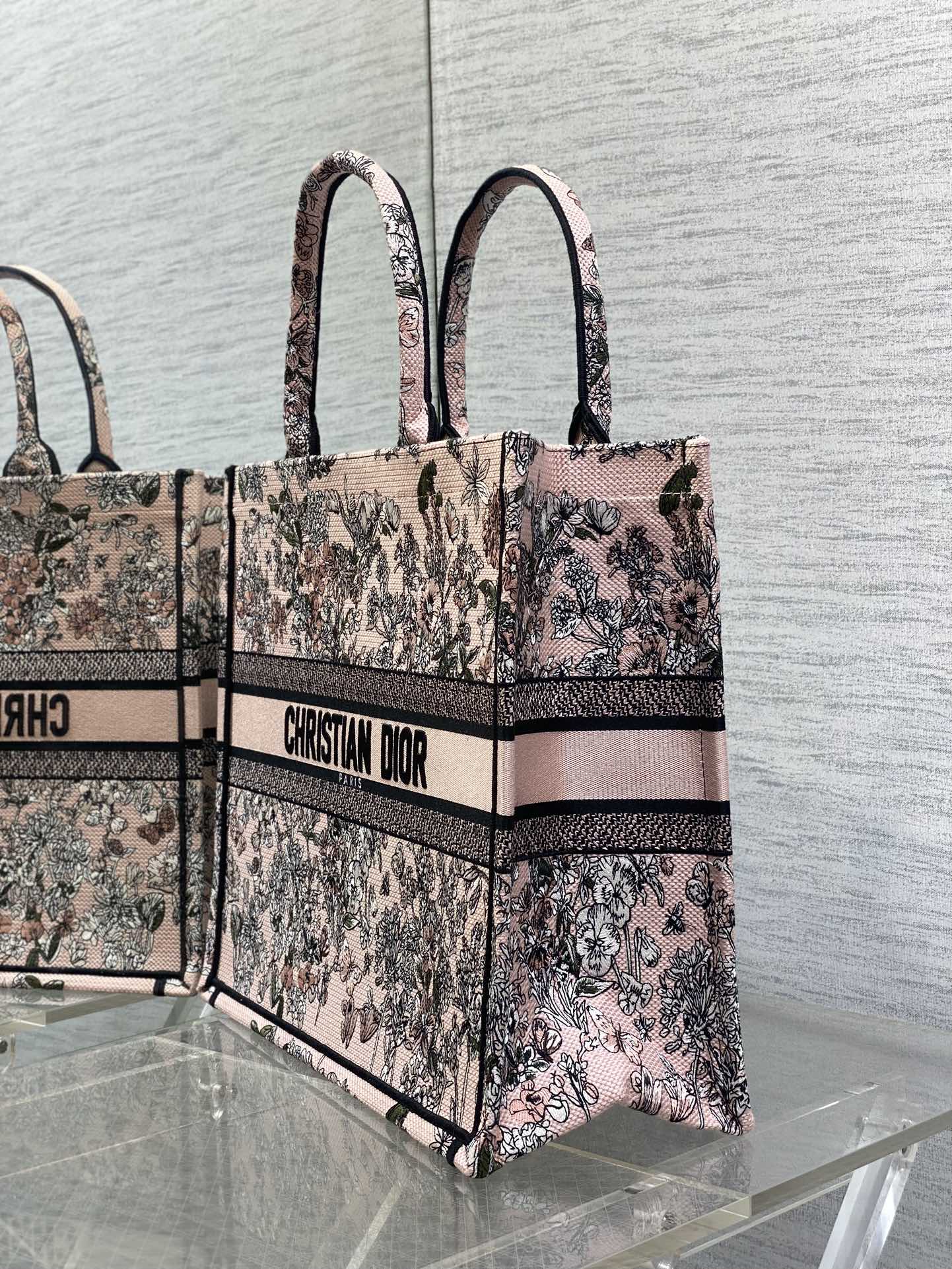 DIOR 25S LUCKY LARGE DIOR BOOK TOTE 42 IN PINK MULTICOLOR DIOR FLOWERS CALENDAR ALLOVER EMBROIDERY