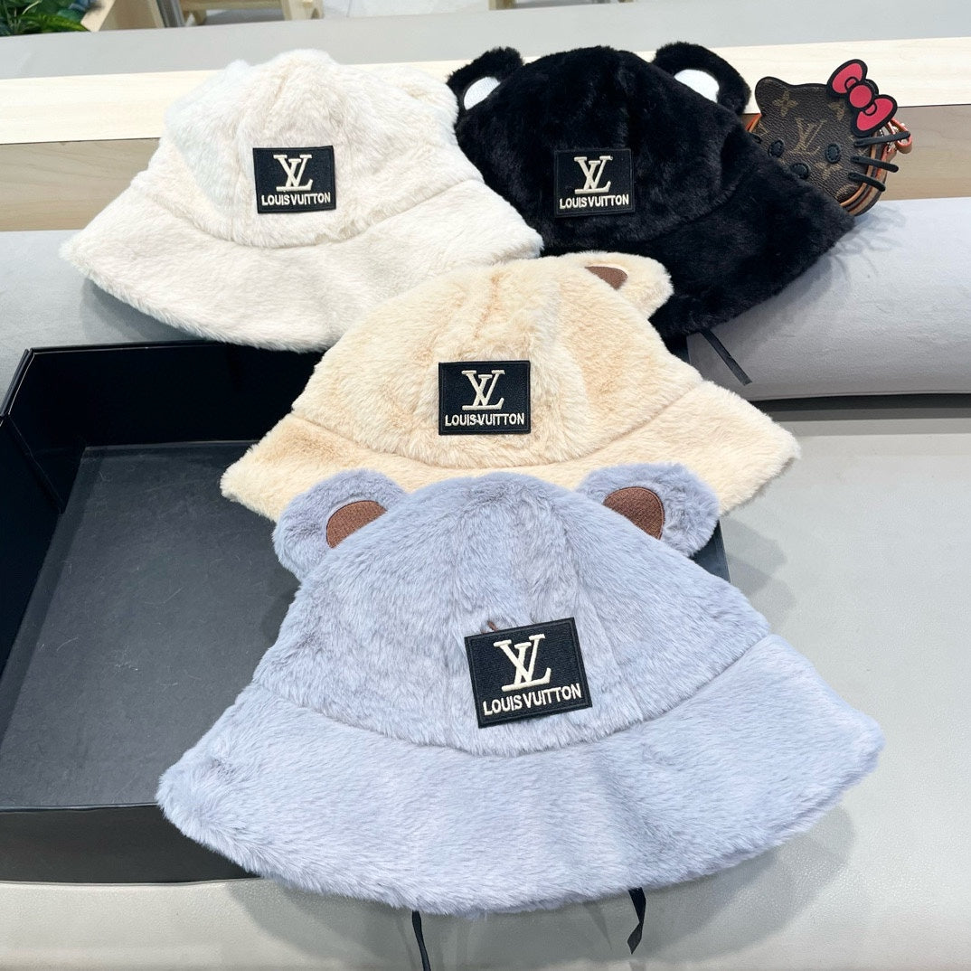 LOUIS VUITTON BUCKET HAT IN BEIGE  WOOL AND LAMB FUR 434942