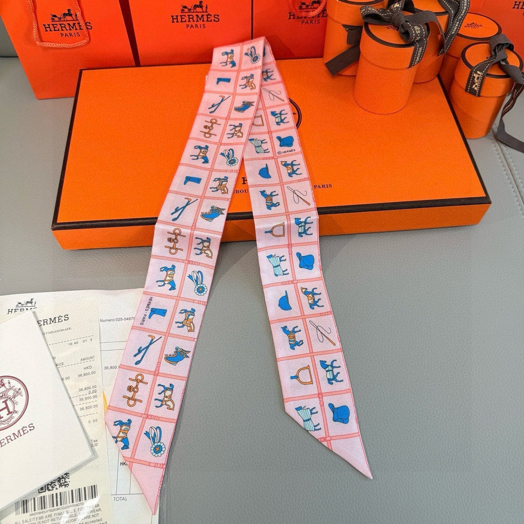 HERMES HERMES 25S SCARF 86 IN SILK 853136