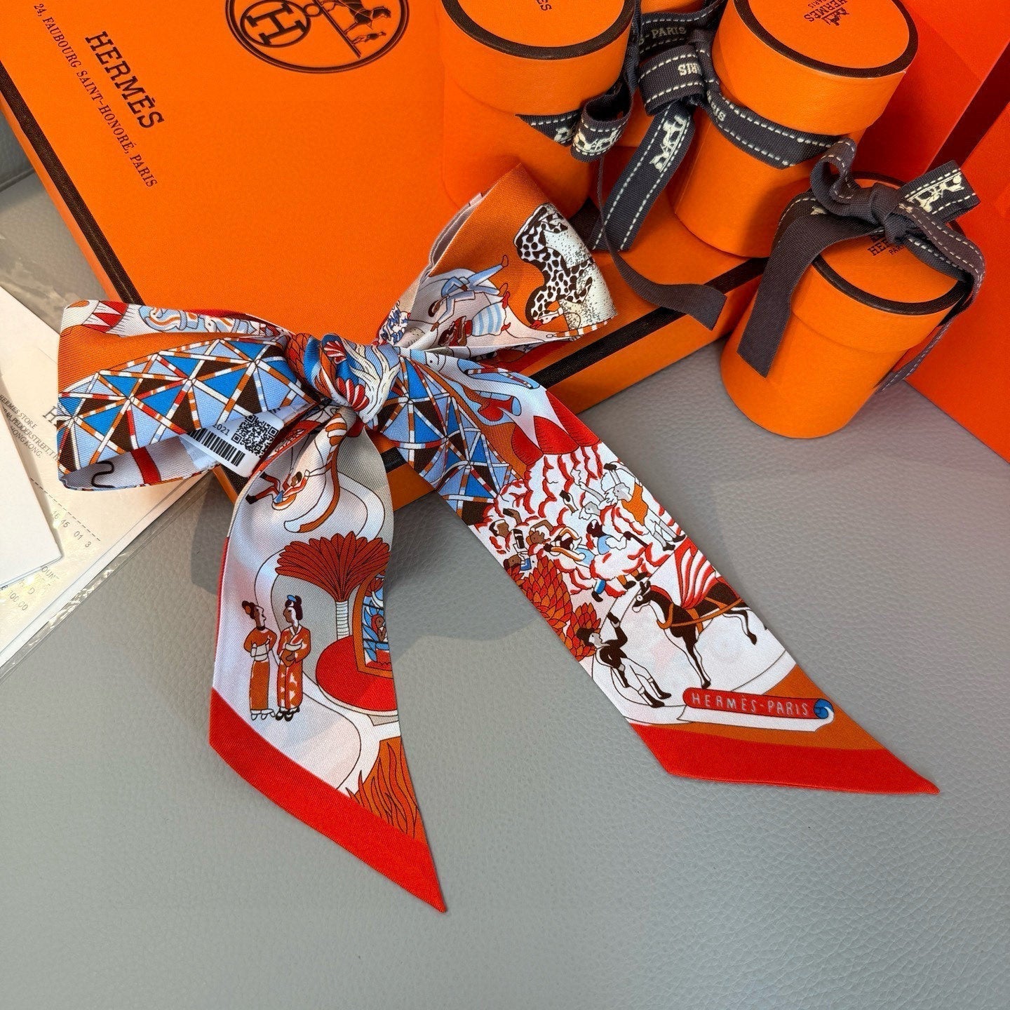 HERMES HERMES 25S SCARF 86 IN SILK 853142