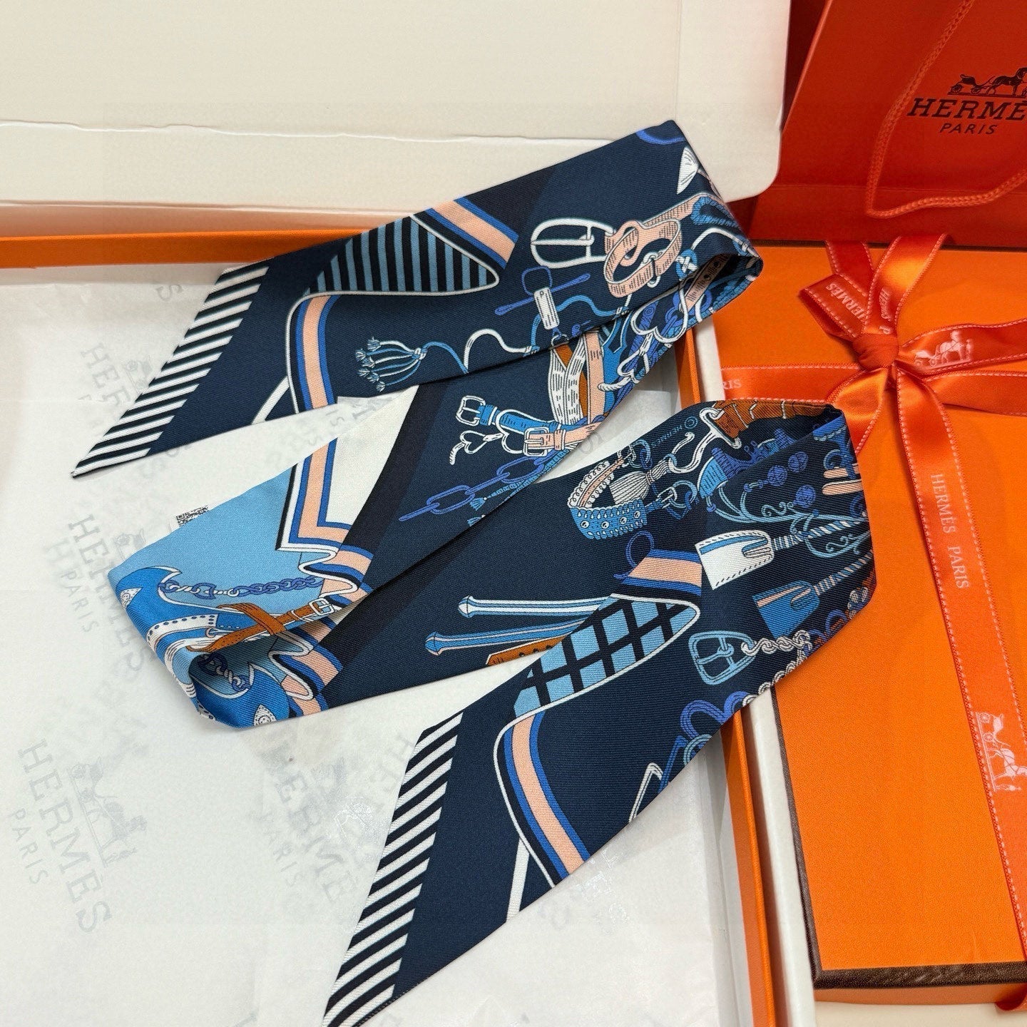 HERMES HERMES 25S SCARF 90 IN SILK 853146