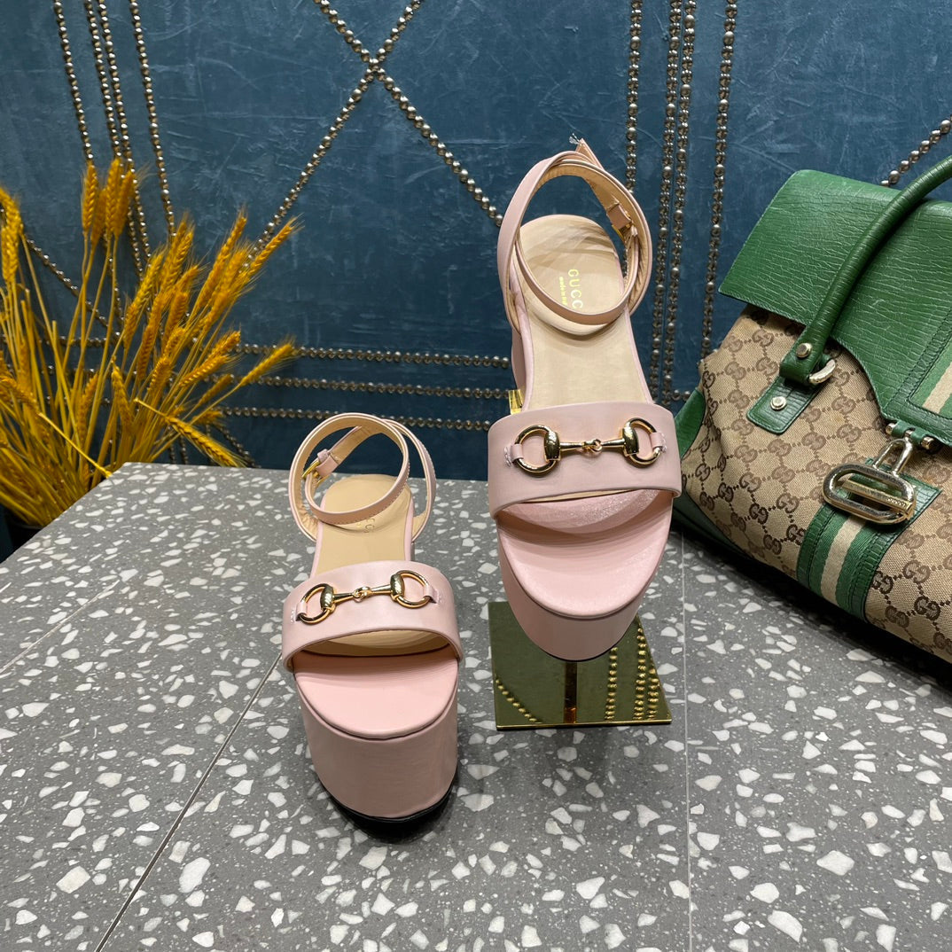 GUCCI HORSEBIT FLATFORM SANDAL PASTEL PINK CALFSKIN