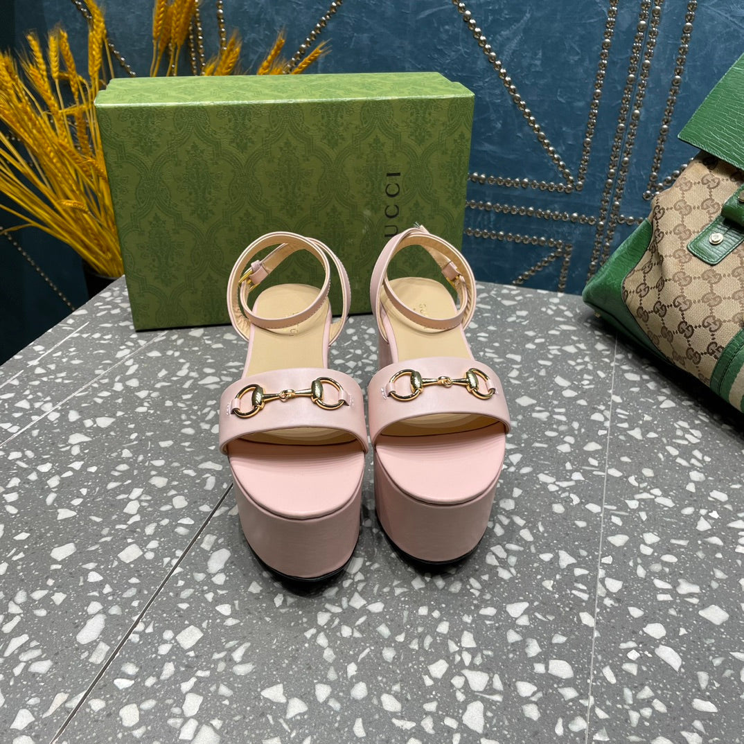 GUCCI HORSEBIT FLATFORM SANDAL PASTEL PINK CALFSKIN