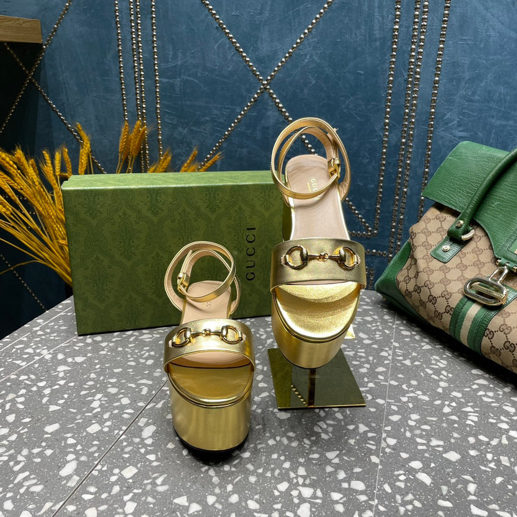 GUCCI HORSEBIT FLATFORM SANDAL METALLIC GOLD CALFSKIN