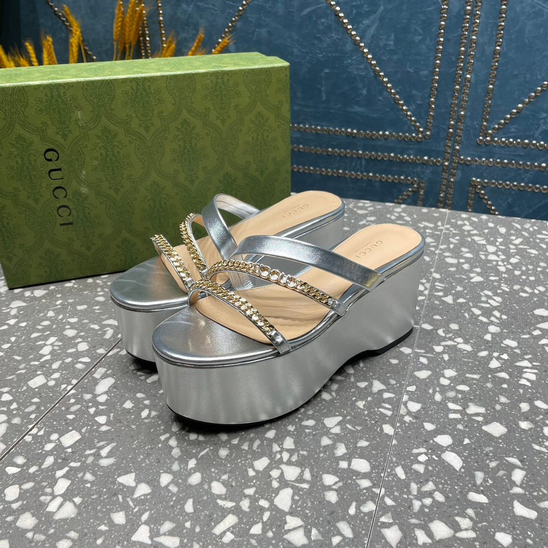 GUCCI HIGH WEDGE PLATFORM IN SILVER CALFSKIN WITH GOLD HARDWARE