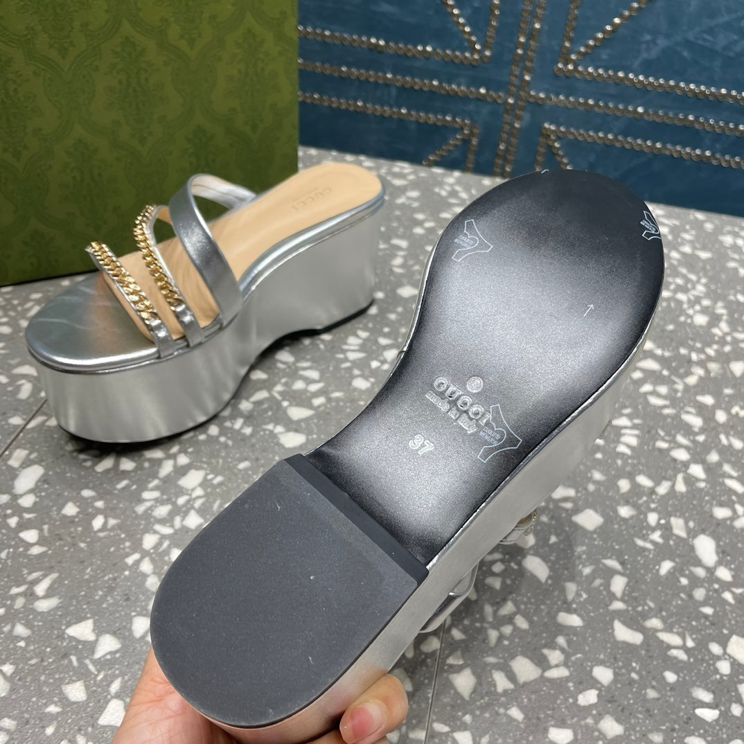 GUCCI HIGH WEDGE PLATFORM IN SILVER CALFSKIN WITH GOLD HARDWARE