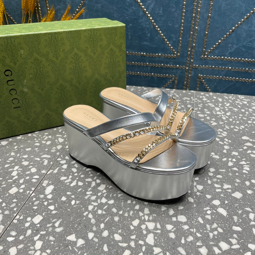 GUCCI HIGH WEDGE PLATFORM IN SILVER CALFSKIN WITH GOLD HARDWARE