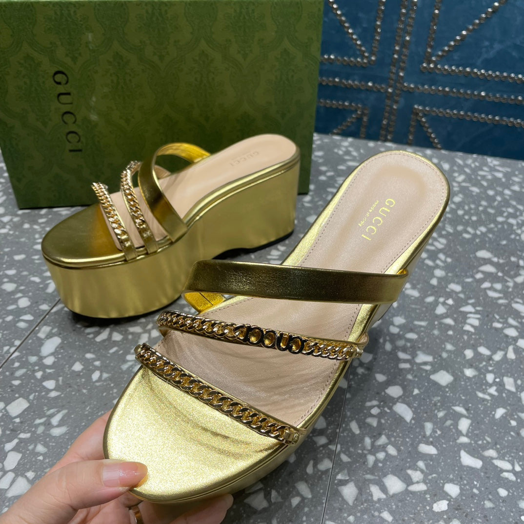 GUCCI HIGH WEDGE PLATFORM IN GOLD CALFSKIN WITH GOLD HARDWARE