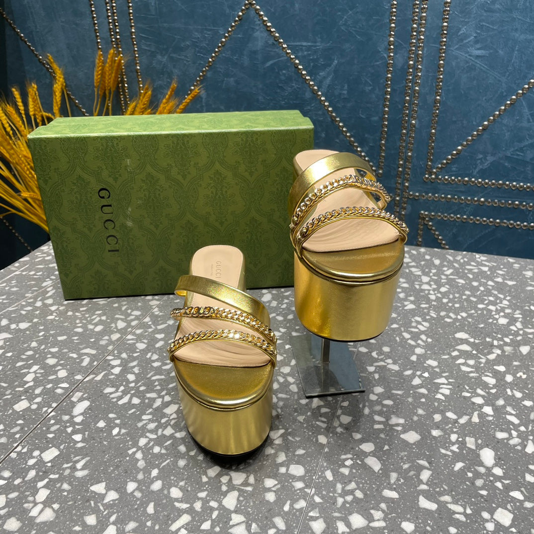 GUCCI HIGH WEDGE PLATFORM IN GOLD CALFSKIN WITH GOLD HARDWARE