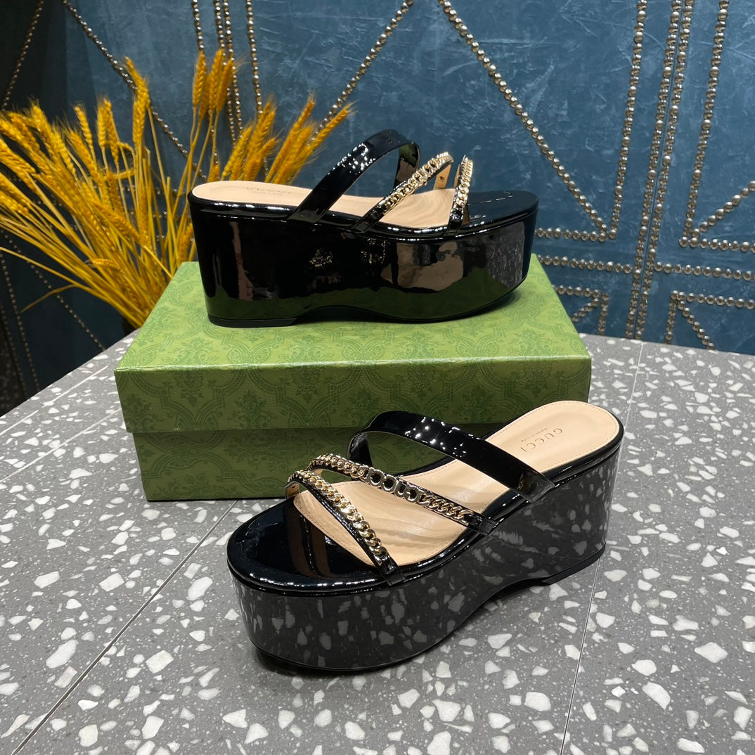 GUCCI HIGH WEDGE PLATFORM IN BLACK CALFSKIN WITH GOLD HARDWARE