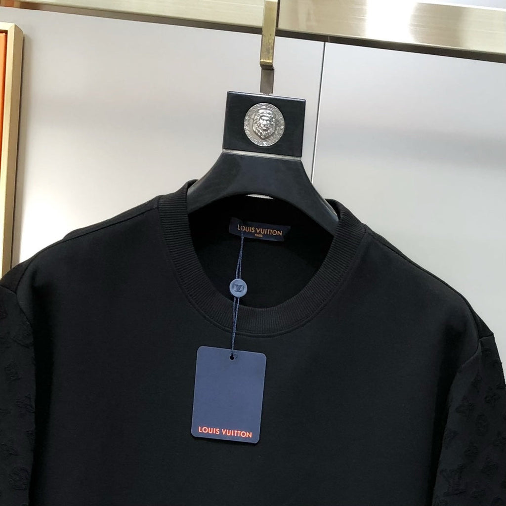 LOUIS VUITTON LV BLACK COTTON T-SHIRT 239470